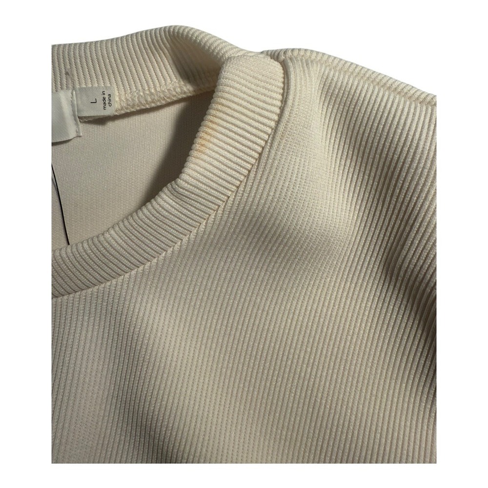 Astr White Textured Blouse - Picture 4 of 8